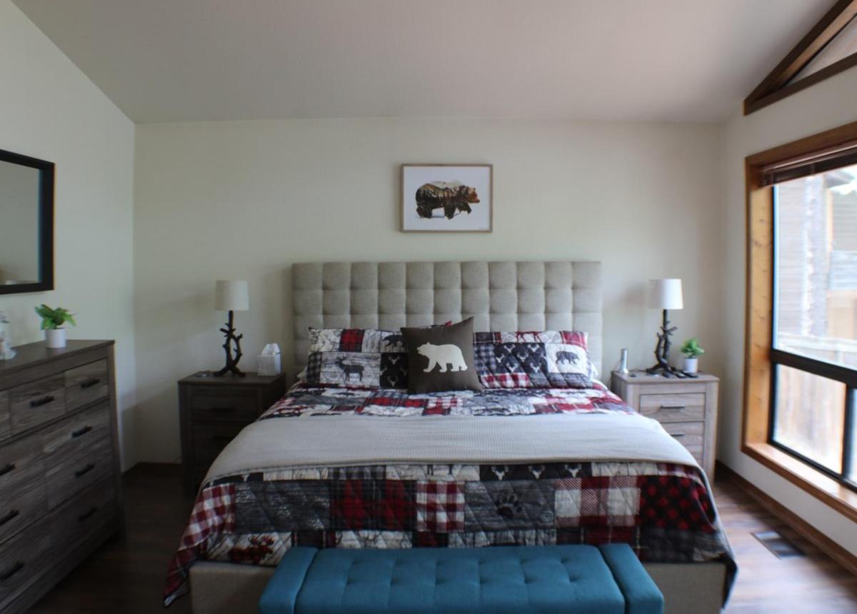 פלאגסטאף Kathys Cabin, King Bed, Hot Tub, Near-Nau & Downtown Attractions, Perfect Year-Round Mountain Getaway מראה חיצוני תמונה