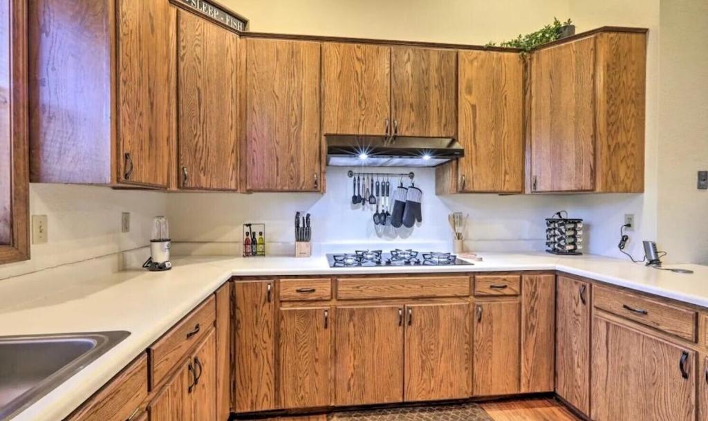פלאגסטאף Kathys Cabin, King Bed, Hot Tub, Near-Nau & Downtown Attractions, Perfect Year-Round Mountain Getaway מראה חיצוני תמונה